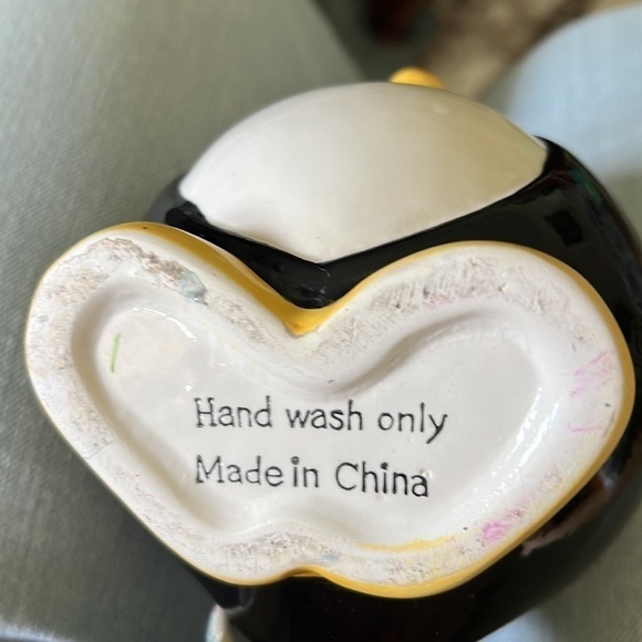 Penguin Mug and Candy Dish - Picture 9 of 12